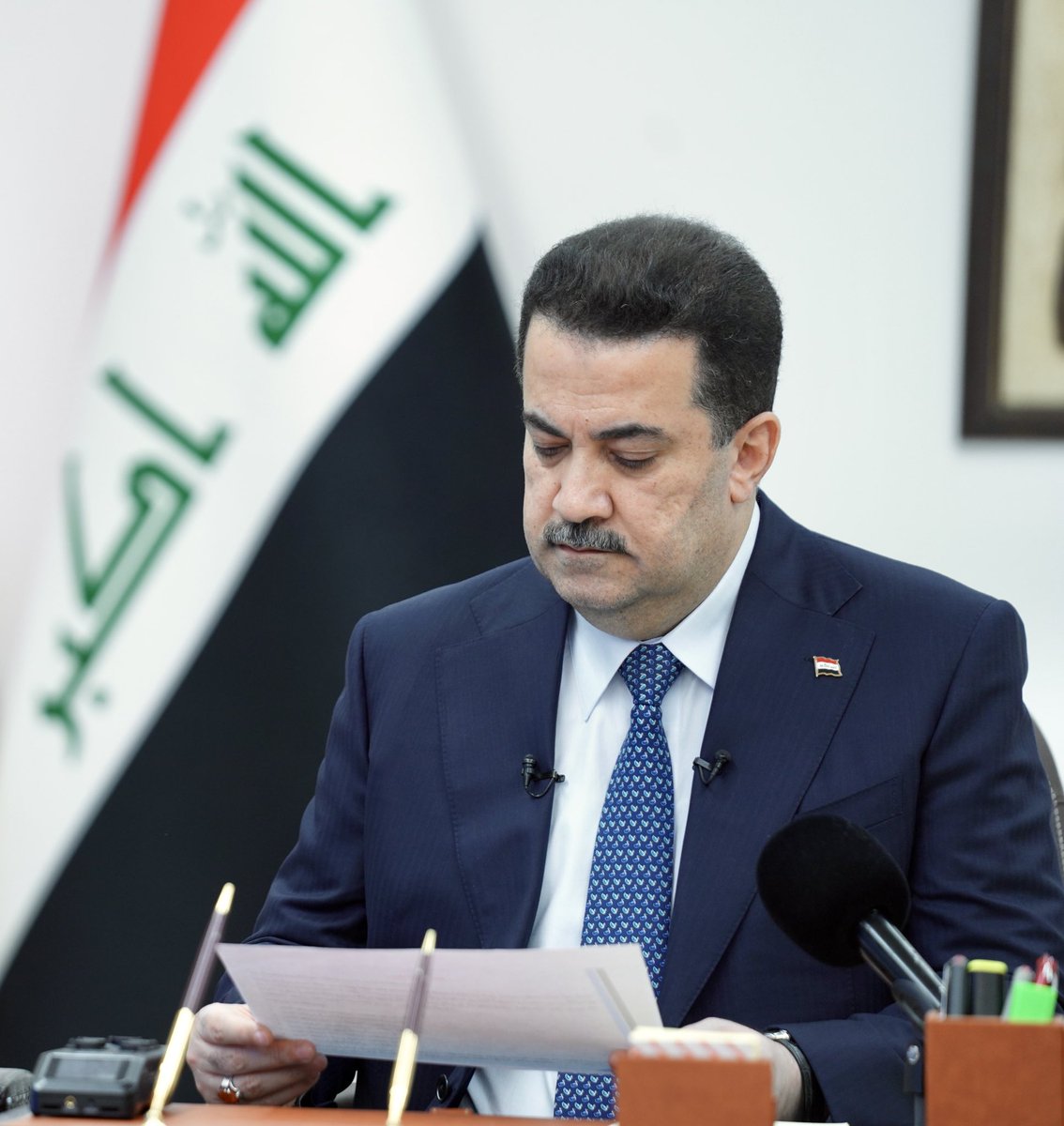 في أول يوم من الدوام الرسمي للعام الجديد، رئيس مجلس الوزراء السيد محمد شياع السوداني يقدم كشفاً بذمته المالية لعام 2024 .