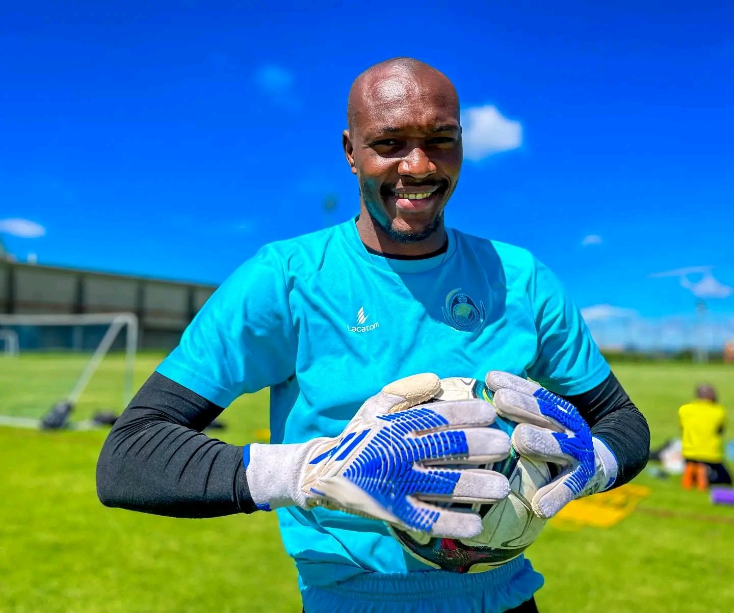 Best goalkeeper gloves store 2018