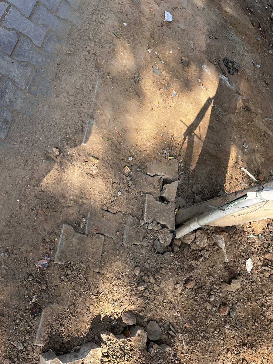 preetiand's tweet photo. @airtelindia @airtelnews @Airtel_Presence 
Your company has done a very bad job in Vibhavnagar Agra while laying your lines. 
It has uprooted all tiles and left the path muddy and tileless. 
Kindly get the path repaired.
@UPGovt @myogiadityanath @myogioffice @Uppolice https://t.co/BapZYlGiAz