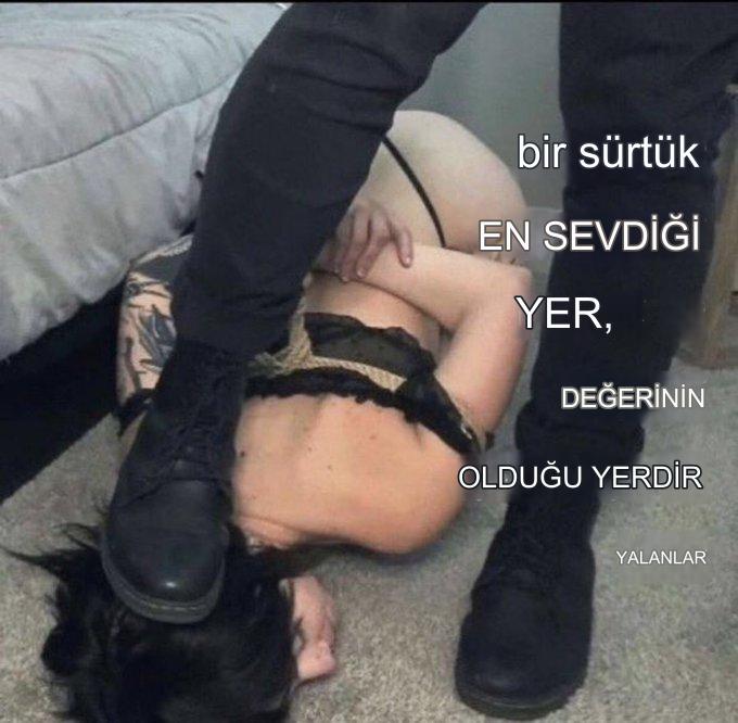 domaster1241's tweet photo. ait olduğun yeri unutma ! zavallı köpek seni! #slut #slave #bdsm #roughfuck #köle #dişiköle #pasifköle #bitch #finansalköle #daddy #daddyfuck #master #sexslave #submissive #girl https://t.co/nQGmKUmdP1