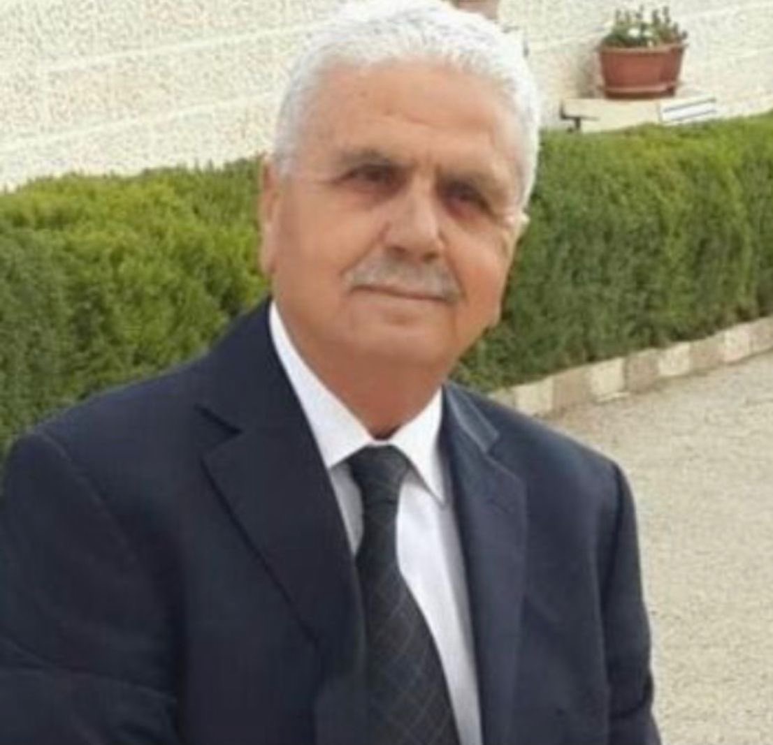 talal747's tweet photo. يَا أَيَّتُهَا النَّفْسُ الْمُطْمَئِنَّةُ ارْجِعِي إِلَى رَبِّكِ رَاضِيَةً مَرْضِيَّةً فَادْخُلِي فِي عِبَادِي وَادْخُلِي جَنَّتِي ، 
أنا لله وإنا إليه راجعون، 
ببالغ الحزن و الأسى انعي أسرة الدكتور عمر محمد حامد ، دكتور علوم الرياضيات بجامعة الملك سعود 
رحمك الله يا أبا اسامة 💔 https://t.co/u7X0MIsIUi