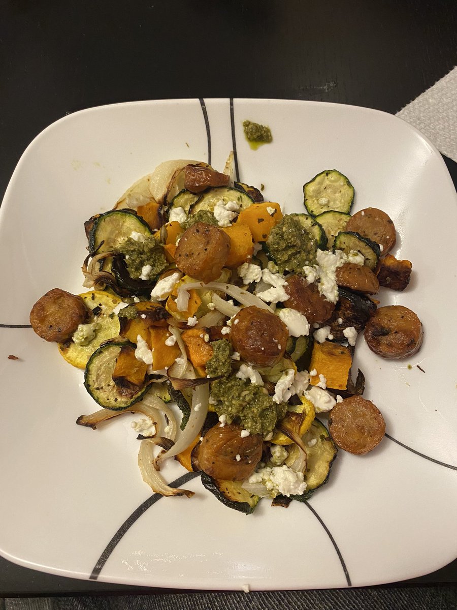 gmbellom's tweet photo. Okay who wants to come on my weight loss journey with me? I’m trying weight watchers and will be posting meals here with point value/ ingredients. 💪🏻  meal below: chicken sausage, roasted veggies, TB goat cheese and TB pesto= 5 points! #weightwatchers #weightlossjourney #healthy https://t.co/iZFCDpSlfT