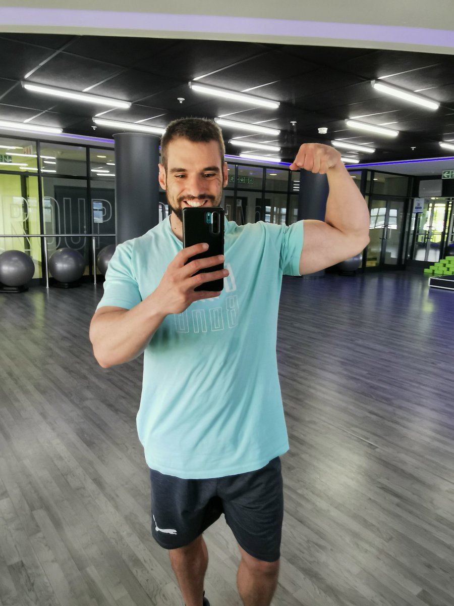 JasonduPreez13's tweet photo. First session done for #2024.
#training #arms #trainingarms #health #fitness #bodybuilding https://t.co/VNMpuxveVh