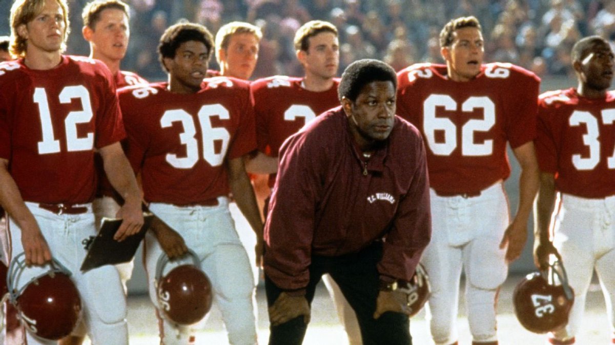 cornbread904's tweet photo. @AlabamaFTBL …… Coach Boone would’ve called a Fake 23 Blast with a Backside George Reverse like his life depended on it. https://t.co/4AF4GGoFaO