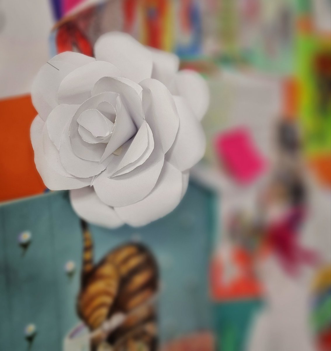 Thankful for drawings and even sculptural gifts given to me by students. This paper flower is AMAZING! This student is a joy to have in class, and a very good writer!
#positivityproject2024 @KedcARTS @KEDCGrants