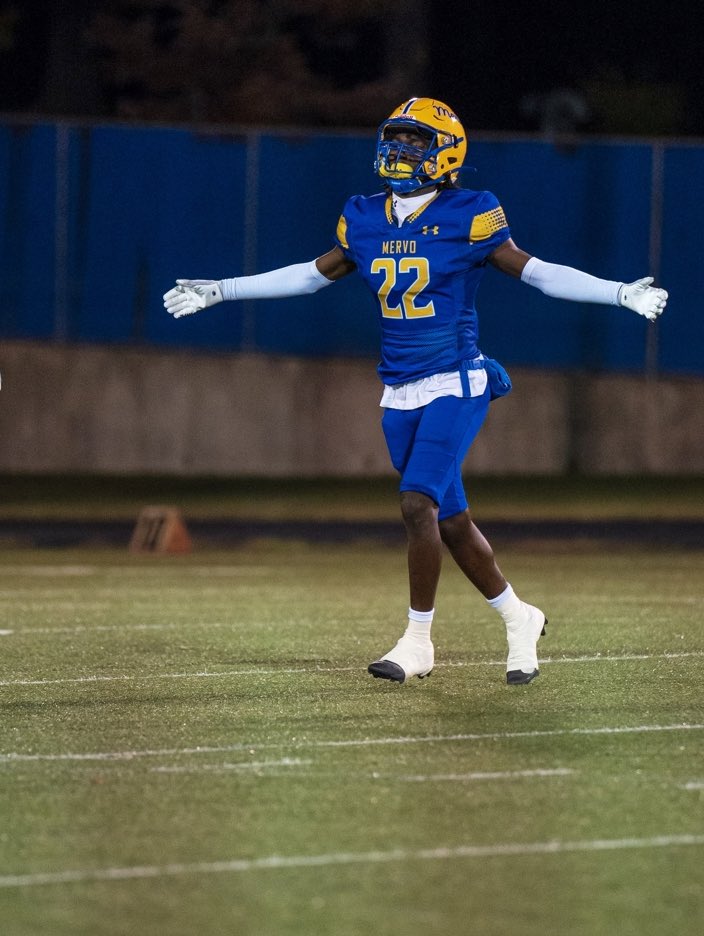 MeciahN9's tweet photo. 24 tackles 

10 solo

1 int 

4 PBU

https://t.co/xwFOvCZdL1

#senior #statechamp https://t.co/6ATJVVlGAE