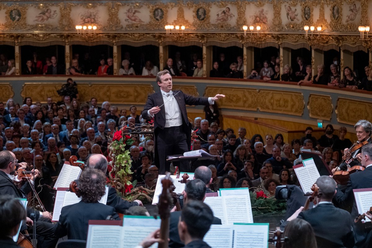 teatrolafenice's tweet image. Siamo felici di condividere con voi la notizia che l'edizione n. 22 del #CapodannoFenice sarà diretta martedì 1 gennaio 2025 da Daniel Harding