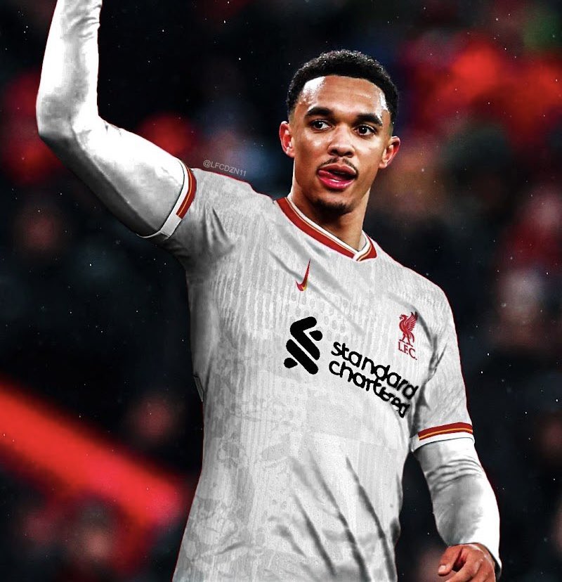 RedsFrance's tweet photo. Les trois potentiels maillots de Liverpool pour la saison prochaine !  👕 

Votre avis les Reds ? 🔴⬇️ [@FumlerRawk] #LFC https://t.co/CFb6cUi0nc