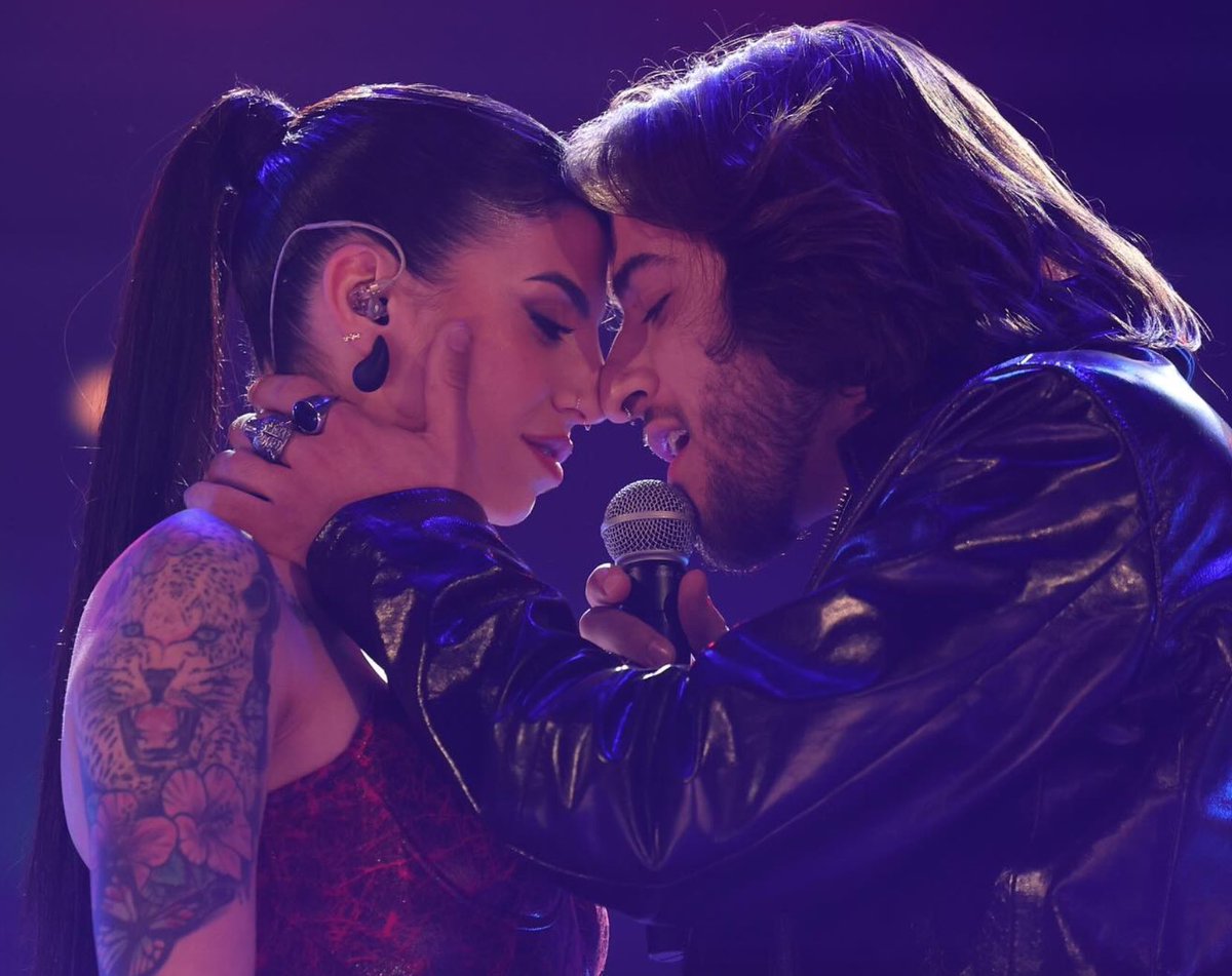 Lucas es uno de mis preferidos. Su camino y proceso en la Academia está siendo de un estoico y sonriente aguante fuera de lo normal. Probablemente sea de los pocos que continue su carrera musical fuera del concurso y todo esto sin ser el ojito derecho de nadie dentro del programa