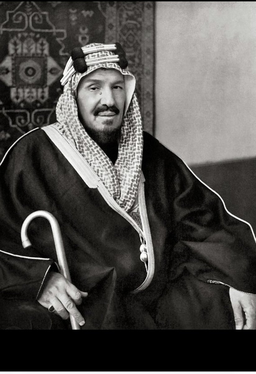 مهما دعونا له كسعوديين فلن نوفيه حقه فجزاه الله عنا خير الجزاء حيث أقام وحدةفريدة من نوعها على قارة كاملةوجمع شتات أهلها فصاروا أخوة متحابين ووضع الأساس لبناء دولة عصرية أصبحت اليوم ضمن الدول العشرين الأكبر اقتصادا في العالم رحمه الله وغفر له وأسكنه فسيح جناته