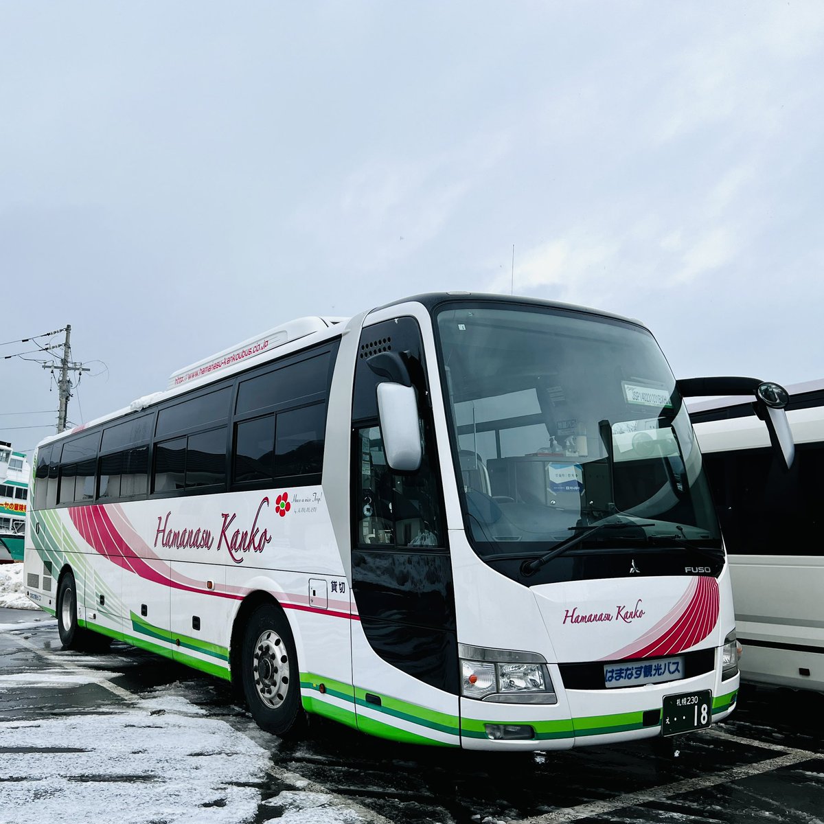 naoko225kubonai's tweet photo. 仕事始め🟰バス始め🚌
2024年もたくさんのバスさん
写メれるといいなぁ〜🥰
#バスコレクション
#エルム観光バス
#あさひかわ交通
#はまなす観光バス
#TOMOBUS
#ご来店ありがとうございます🙏✨
元旦からの能登半島地震…
被災したみなさまに心より
お見舞い申し上げます https://t.co/uTpf7jUpqi