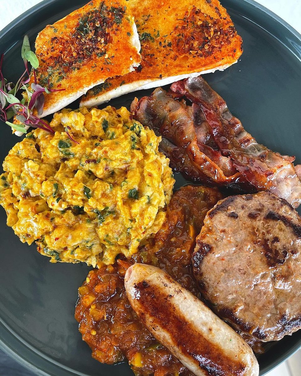 Se7enColourz's tweet photo. The perfect brunch? 🤔It doesn't get much better than this😍

📷: thefairyplate #brunch #foodie #mouthwatering https://t.co/2giSe9wxf9