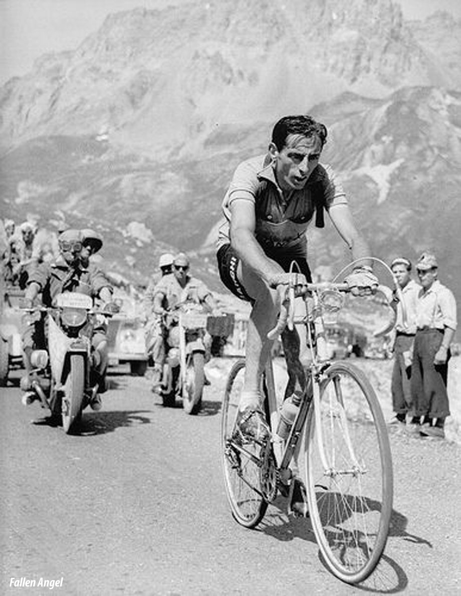 HistoryMttrs's tweet photo. 🇮🇹 #DOTD #OTD #2JAN #Cyclist #Italy

On Saturday 2 January 1960, Fausto Coppi died (40) of malaria in Tortona, Italy.

Full name Angelo Fausto Coppi.

He was an Italian cyclist and the dominant international cyclist of the years after the Second World War. 

Winner of:

🇮🇹 #GirodItalia 1940 1947 1949 1952 1953

🇲🇫 #TourdeFrance 1949 1952

🥇#WorldChampionship 1953

Fausto Coppi's nicknames were:

• l'Airone (The Heron)

• Il Campionissimo (Champion of Champions)

#FaustoCoppi