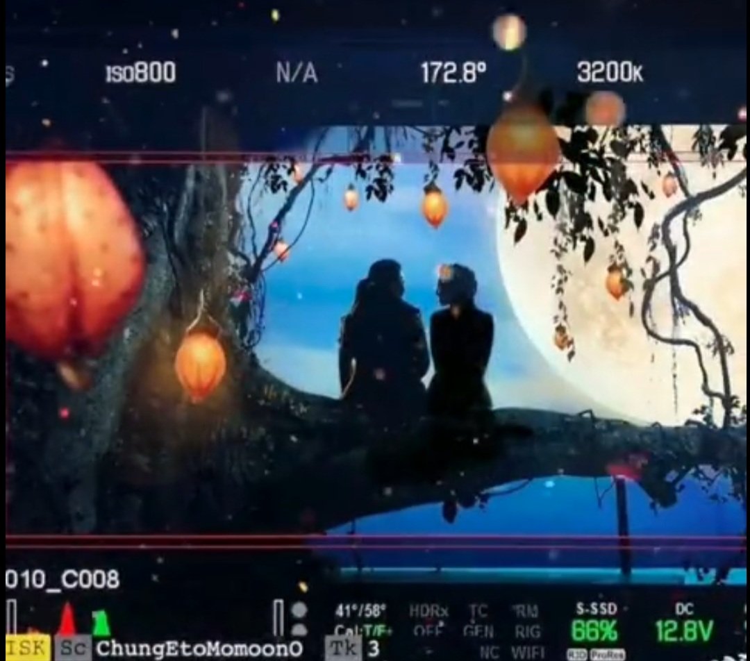 5usanAja's tweet photo. Drama dan film lama lain yg syutingnya tahun 2018 udah mulai tayang semoga Saga of Light jg tayang tahun ini 🙏😭
#Dilraba #Dilireba #SagaOfLight https://t.co/cEaxwEblM9