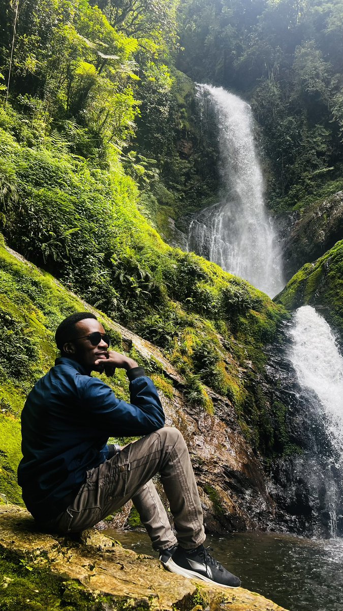 This amazing waterfall is Ndambarare that  is located in Nyungwe National Park  of Rwanda 🇷🇼 

#VisitRwanda #RwandaIsOpen