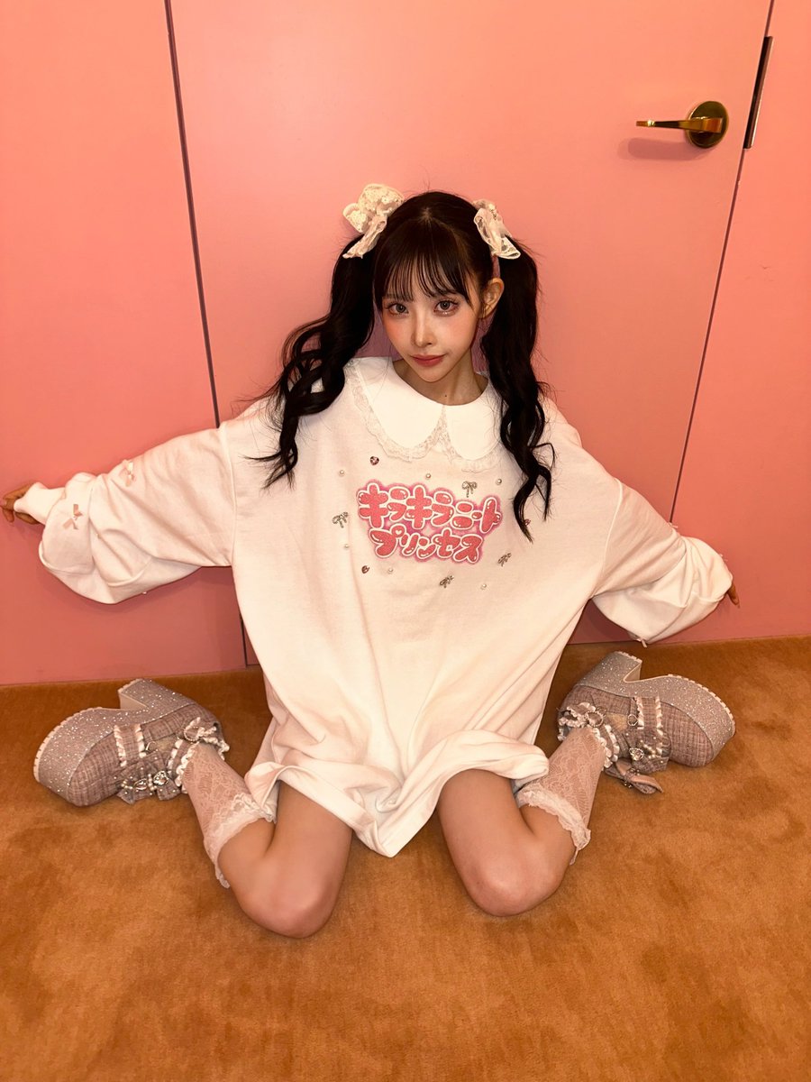 【press】

♡Ank Rouge 2024 SS collection vol.1♡
【ruffle♡ribbon】

オフショットを公開🎀

model▶︎ 緩苺ちゃん
＠1004yrm_ 

1月5日 12時〜
公式通販サイトAilandにて公開✨

#緩苺 ちゃん
#ankrouge https://t.co/CGCxGDZhgJ