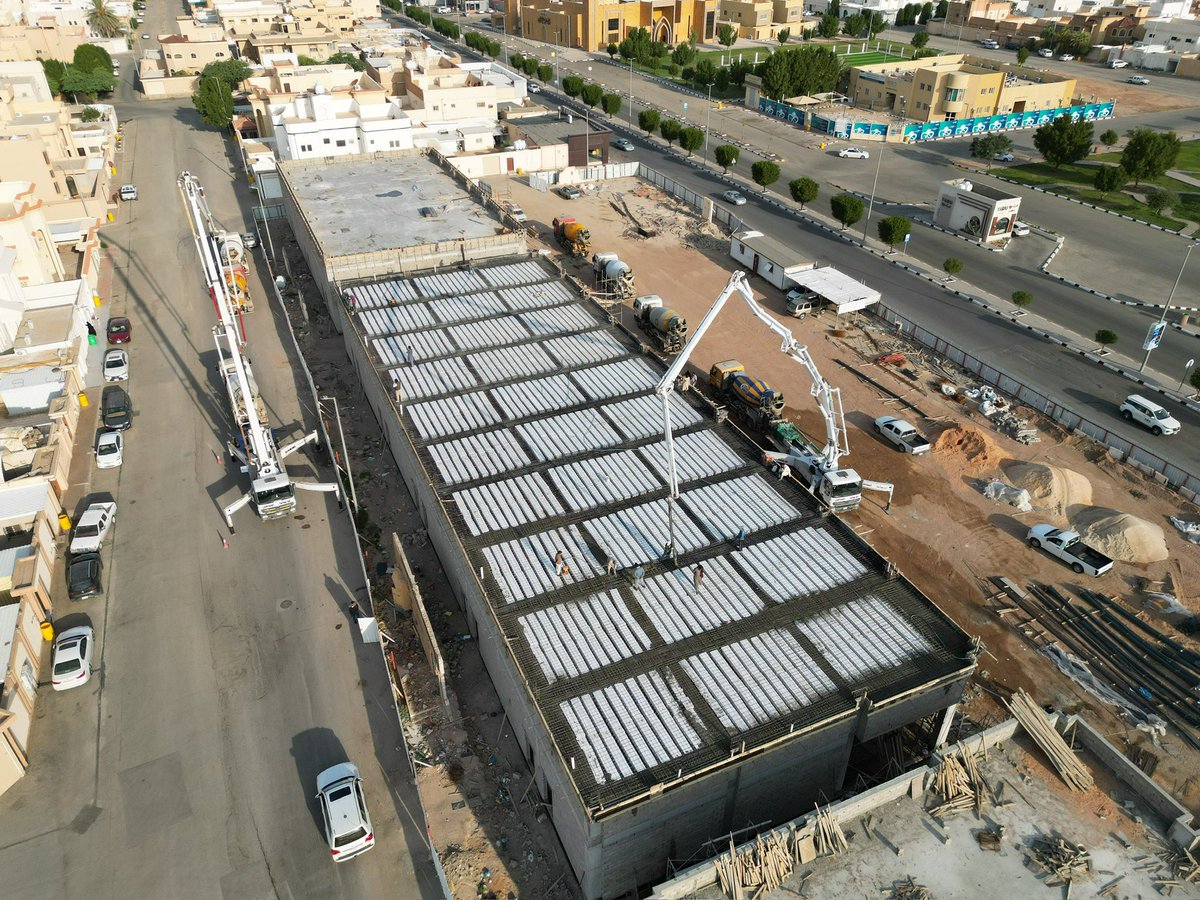 Henakimix's tweet photo. مشروع  أعمال خرسانة  
#الجمعية_الخيرية وقف مجمع الهدى
تنفيذ وأعمال: خرسانة الحناكي 

أح أكبر مجمعات منطقة #القصيم 
محافظة #الرس https://t.co/fSpvCM3t0o