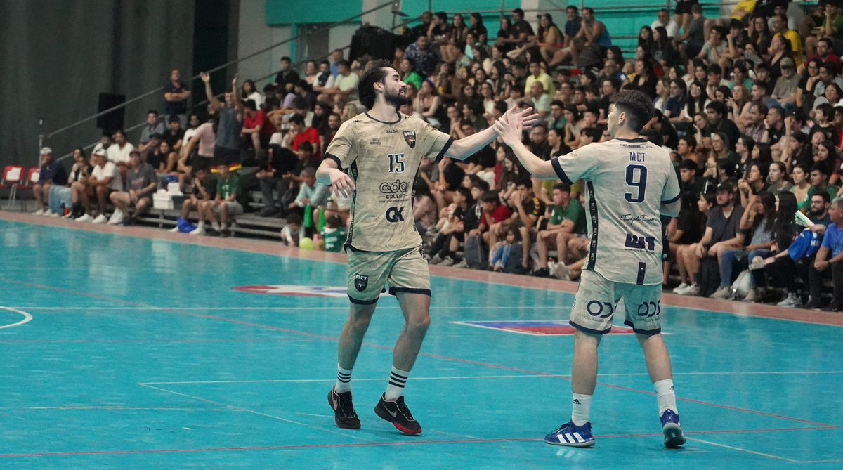 🐆🙏🏻Terminó la Fase Final de la Liga BM 🇨🇱 y nuestro equipo adulto terminó en la 4ta posición 🔥.

📸 de Vidova_Deportes y Stgo Rodrigo 
#GoMet #Handball #Balonmano