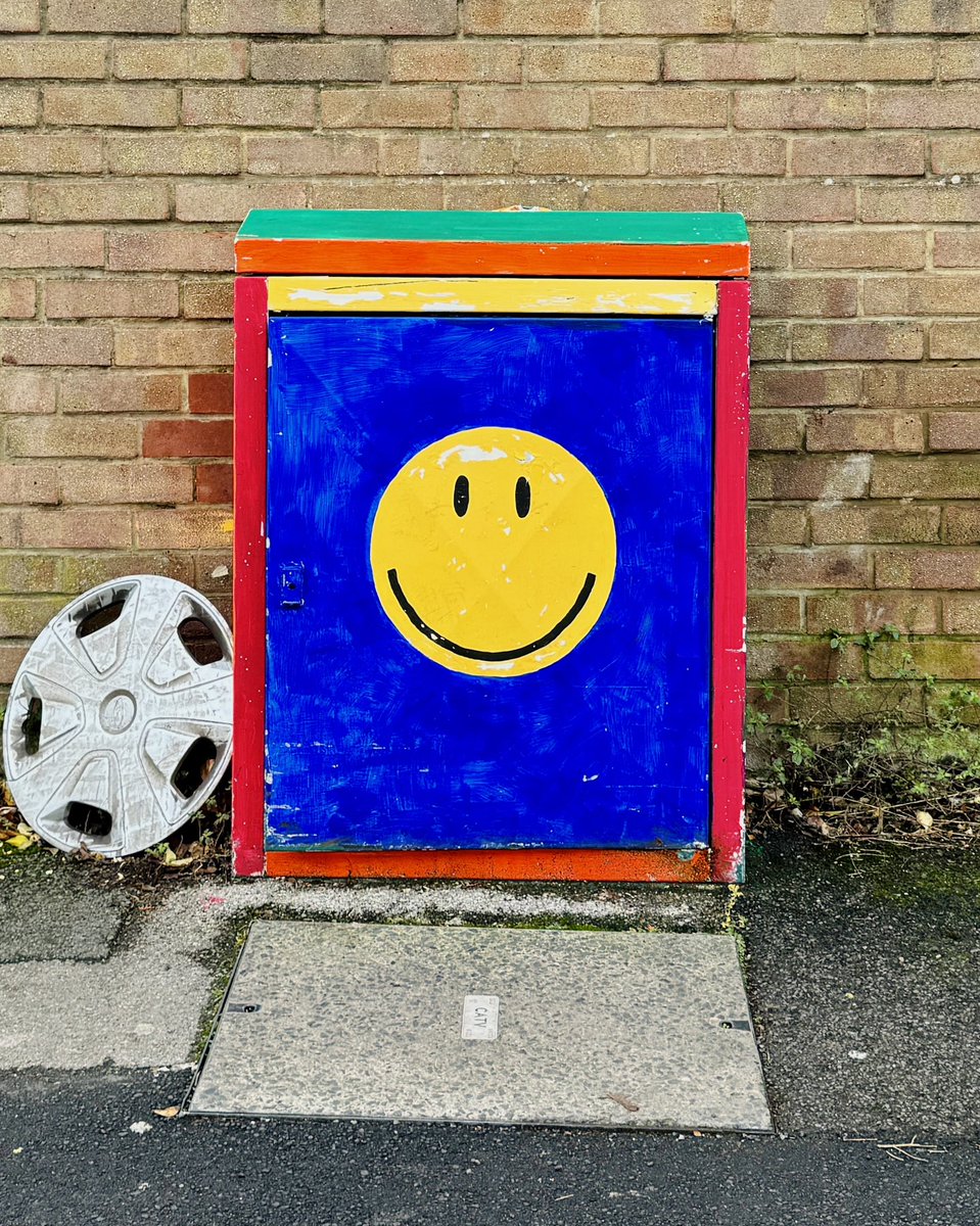 dingicons tweet media