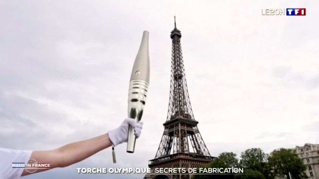 Julien Roux tweet media