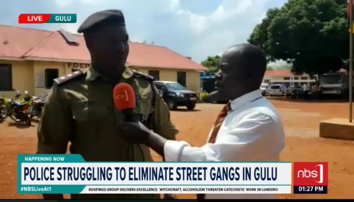 Fireliglntfi's tweet photo. A businesswoman who was attacked by a notorious street gang commonly known as Aguu in Gulu City fought back with a kitchen knife and stabbed one to death. 

@OmagorJoseph 

#NBSLiveAt1 #NBSUpdates https://t.co/ubDeFw6FkL