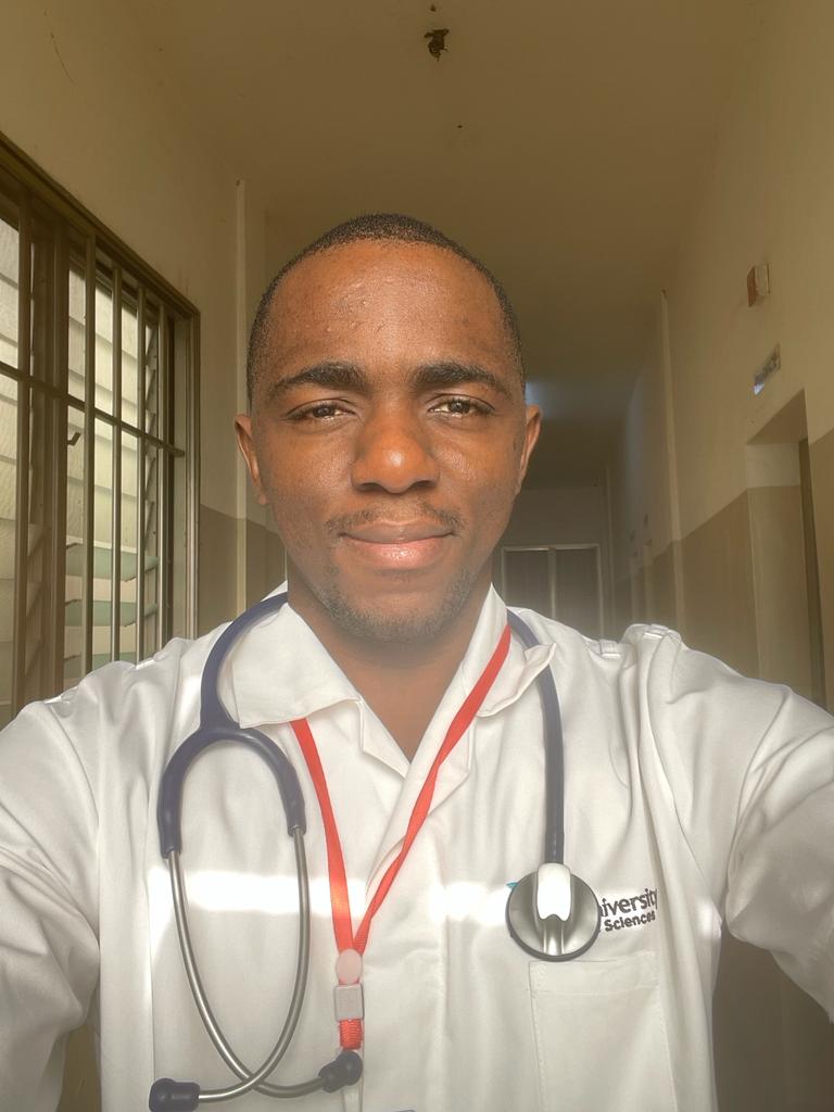 jhqpuc's tweet photo. Agent Arold T!
๐โจ๏ธ
#jh #qpuc #medecin #medlife #goat #intelligentsia #intellect #bossland https://t.co/GlQKkZ3r9c
