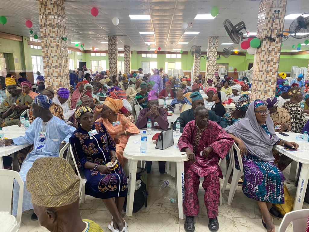On the 23rd of Dec, 2023. CAB members had their first Community Engagement (CE) outreach at Pensioners FM 106.7. We were able to have cognitive screening of the aged towards the awareness of Alzheimers' Diseases, in which there was a massive turnout of aged individuals. #AfDC