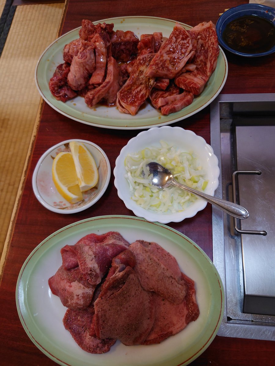 まさかのあんまり食べれなくなった自分が悲しい🥺
脂キツイ🙄