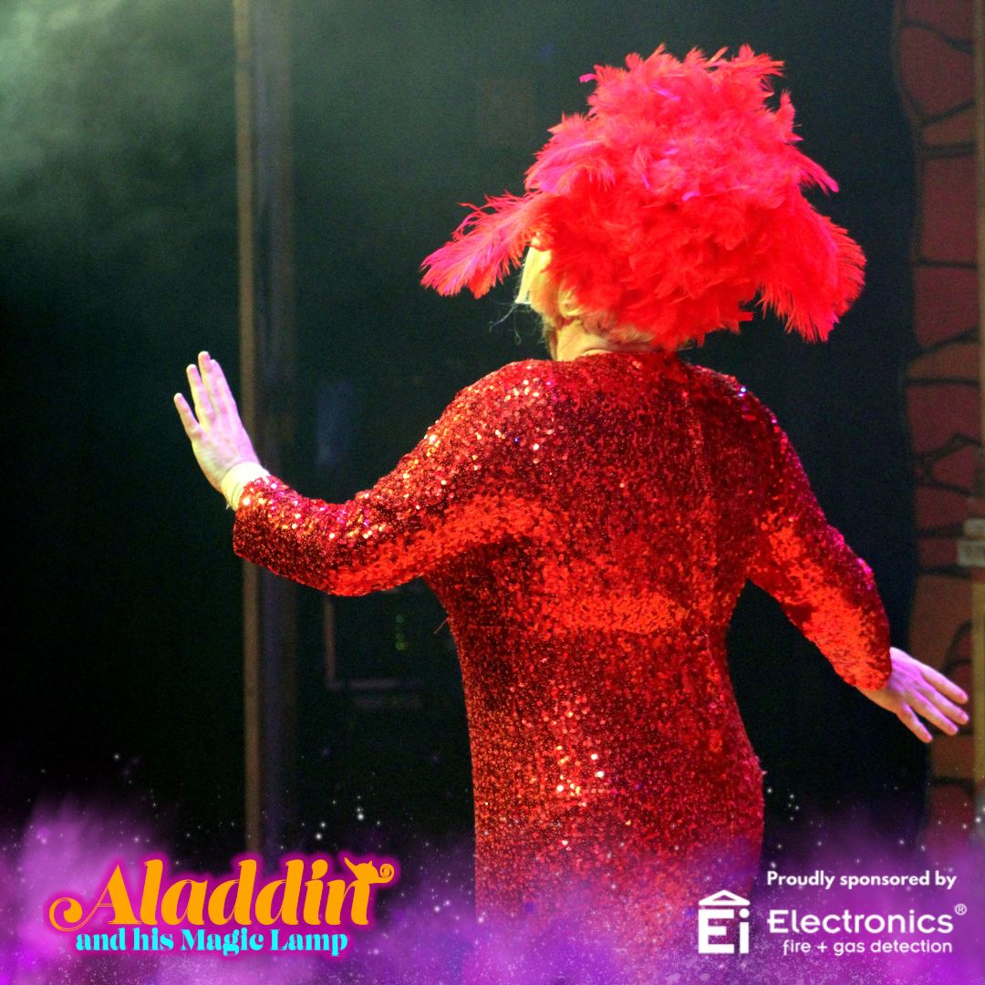 The fabulous Barbara Twankey 😍 You don't need a flying carpet to get to the most magical panto in Limerick ✨ #AladdinAndHisMagicLamp running until Jan 7th 2024, book now! 🎟 bit.ly/AladdinLimeTre… The #LimeTreePanto – it’s a beautiful show! #Limerick #LimerickPanto #Panto