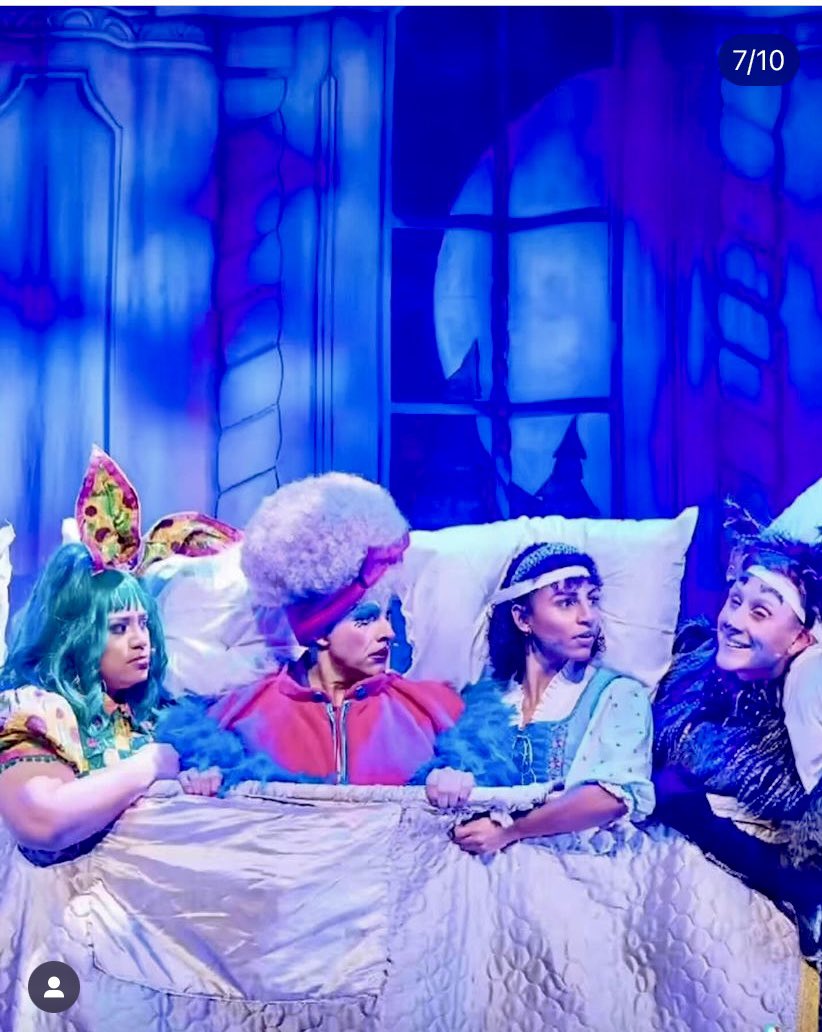 Well, home at last. @CornExchange #NewburyPanto you were a special job. First Dame for me and I LOVED my time with you. Thank you. Time to rest now!