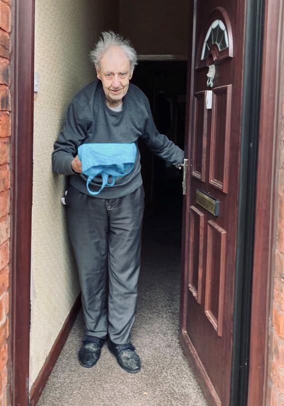💚Thomas, one of our oldest Community Members receiving a Winter Well-being pack 💚Phyllis, originally from Dublin, holding some yummy biscuits & getting ready to put the kettle on ☕️🍪 ⭐️Our door is open & we can't wait to see you in 2024 (2/2) #NewYear2024