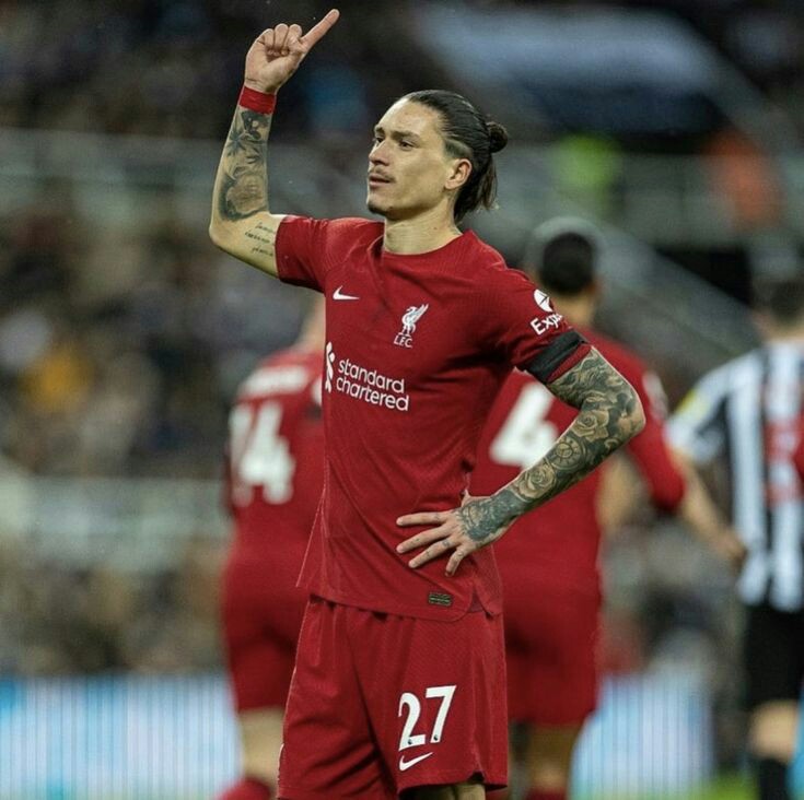 doing a massive shoutout tonight to give back to my community 💖

like and reply to be added to the list 💎