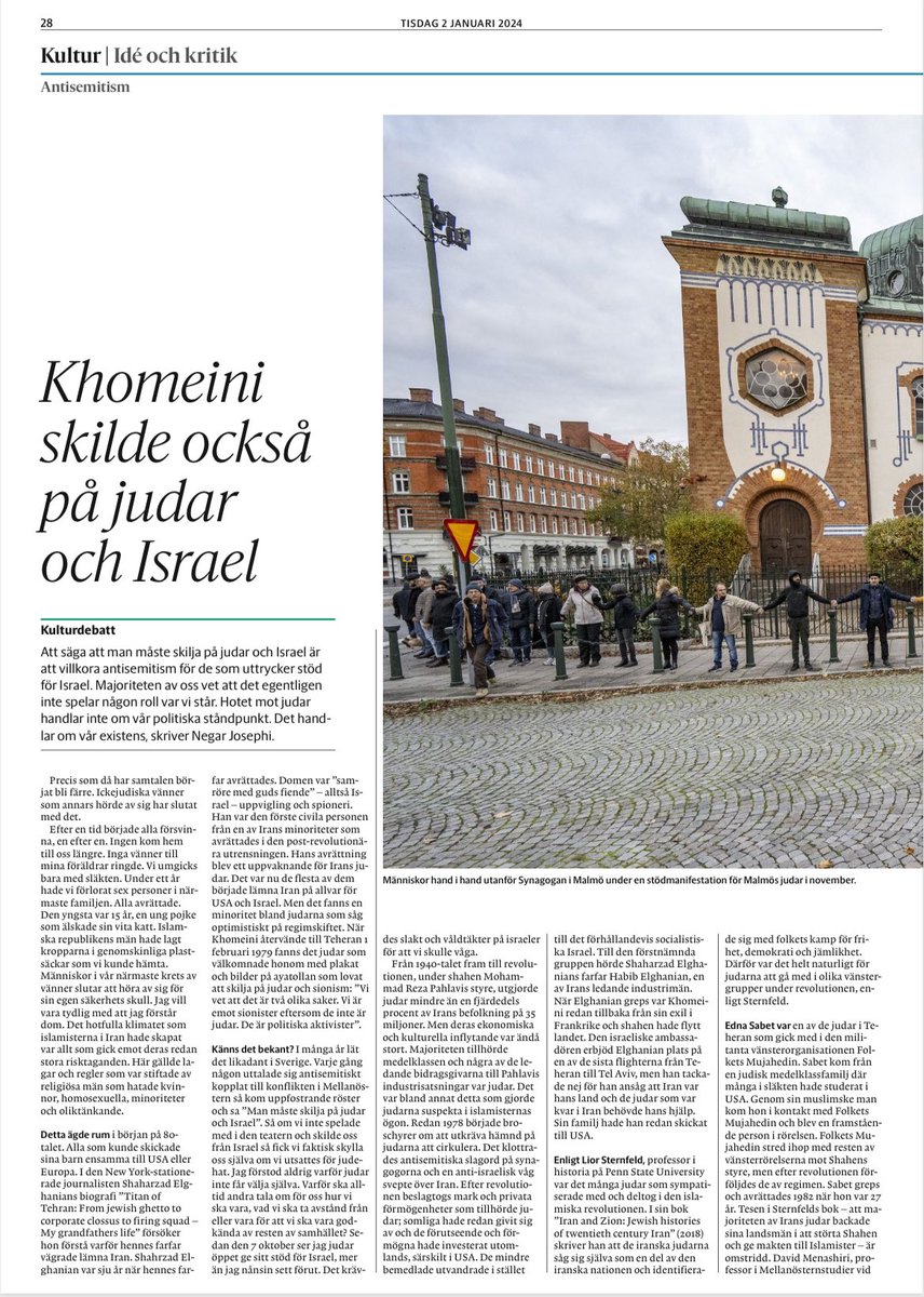 JosephiAdele's tweet photo. Khomeini skilde också på judar och Israel. 
Tillägnar denna text av mig i GP kultur till alla som tjatar om att skilja på judar och Israel. Vi måste få bestämma själva vad vi vill vara skilda från och inte. Icke-judar ska inte bestämma det åt oss. Lägg av med gaslighting. https://t.co/cAlfwMQEyR