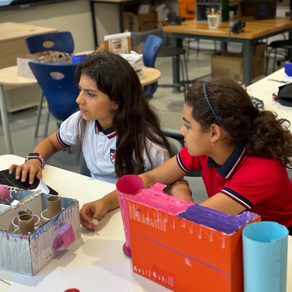 DwightSchoolDXB's tweet photo. Welcome back to our community! We are so happy to see your smiling faces after a wonderful winter break.
#SparkOfGenius #DwightSchoolDubai #IB #DwightDifference https://t.co/Y69G7yx2YS