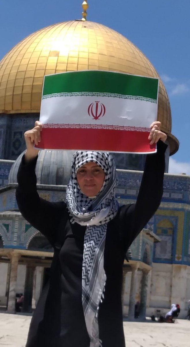 amirabas51's tweet photo. دیر نیست روزی که این سرودو همه از رسانه ملی بشنویم: )))
قاسم نبودی ببینی . ‌. قدس آزاد گشته .. قدس آزاد گشته.. قدس آزاد گشته 
#شهید_القدس
#Hero https://t.co/dXuGABxxF2