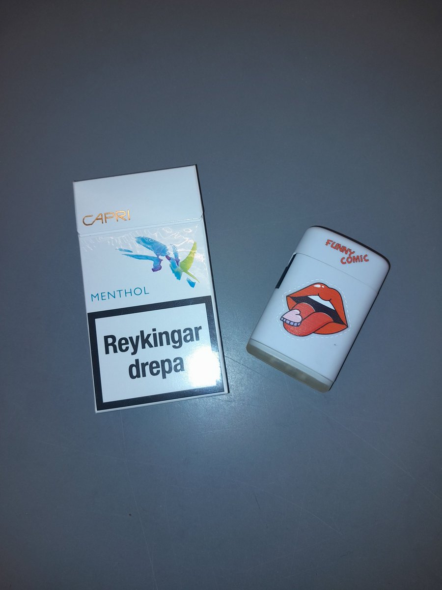 Kamilla Einarsdóttir tweet media