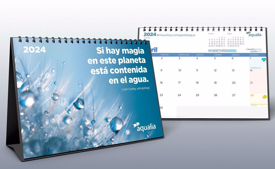 aqualia's tweet photo. 🤔¿Cuántas veces hemos oído/dicho "no sé en qué día vivo"? Nosotros no tenemos excusa. Desde hace 20 años, el calendario de #Aqualia no falta en nuestra mesa de trabajo. Además, en 2024 viaja a Colombia, Portugal, Italia y México para recordar las fechas clave en #sostenibilidad https://t.co/JmomTLZiTa