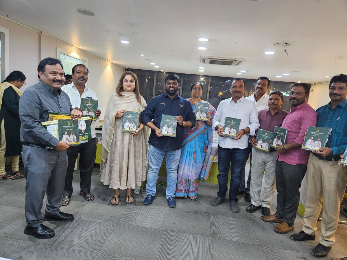 SBIDHyd's tweet photo. Suvarnabhoomi Infra Developers is thrilled to announce the launch of our 2024 Calendar and Diary! Stay organized and inspired throughout the year. We wish everyone a Happy and Prosperous New Year.
#launch #calender2024 #Dairy2024 #happynewyear #suvarnabhoomi #openplots #lands https://t.co/fKxxUon4I4