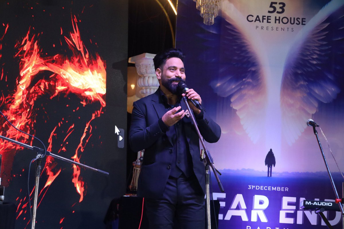 Eventossconnect's tweet photo. #TeamEventoss brewed up a magical New Year's Eve!  Filled with laughter, sparkle, and a dash of caffeine at #53CafeHouse, it was a night worth celebrating.

#NewYear #NewBeginning #2k24 https://t.co/sJWTeufisc