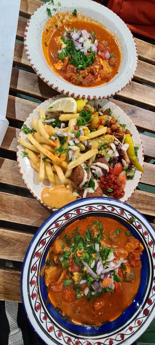 Revisiting <a href="/SweetSaeeda/">Sweet Saeeda</a> at Kirkgate Market #Leeds. A falafel plate &amp; 2 spicy ojjas, one with chicken &amp; one with merguez sausage. Falafels were a bit dense but we loved the spice kick of the ojja which was perfect for the cold weather 😋😋😋😋