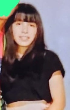 vprandina's tweet photo. Buscan en Vera a Valentina Fernández de 14 años, estudiante, 1,50 de estatura, de unos 45 kilos, color de cabello negro con mechita de color rubio, tipo lacio largo, de contextura delgada, tez blanca, ojos marrones, señas particulares percing en la nariz lado derecho. https://t.co/H9wf9qFDCy