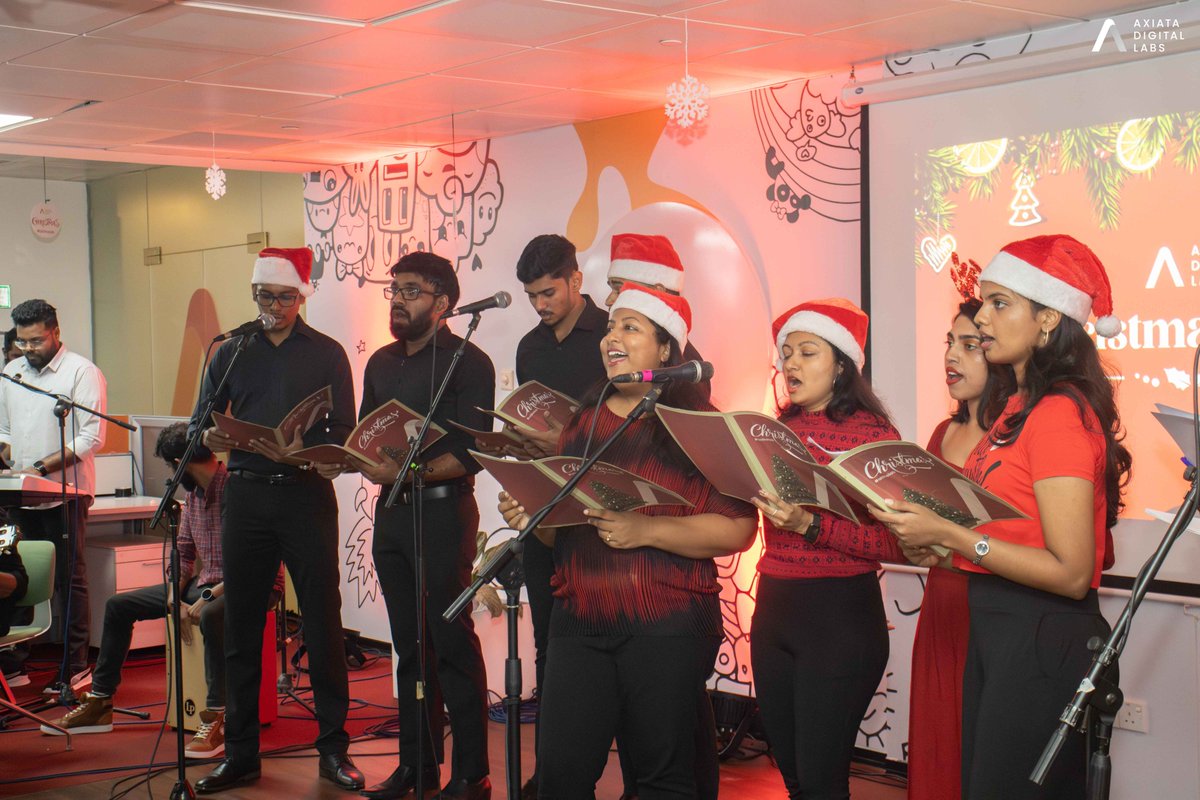 ADL_atthelab's tweet photo. What added the #Jingle to your #Merriment this Holiday #season?
Here’s how we #lit this festive spirit #atthelab with our #dynamic team of individuals, #pulsating the holiday cheer with an eve of nightless melodies of #Christmas carols and all time’s favorite #Secret Santa! https://t.co/MePQVgczfQ