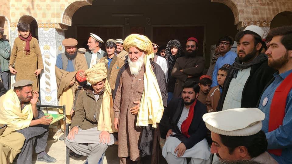 teammjdawar's tweet photo. نیشنل ڈیموکریٹک موومنٹ کے زیر اہتمام آج  میسوری ہمزونی میں ایک شمولیتی پروگرام منقعد ہوا

اس موقع پر میسوری گاوں کے مشران نے اپنے خاندانوں سمیت این ڈی ایم میں شمولیت اختیار کی
@mjdawar 
تفصیل: 📸 Look at this post on Facebook https://t.co/vzBrpvcpkt https://t.co/Ttybwtgntn
