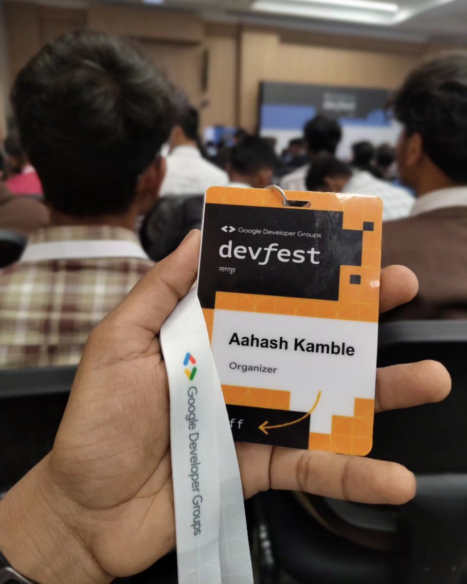 aahash_06's tweet photo. 🚀DevFest GDG नागपूर 2023! ⚡
DevFest 2023 Nagpur: Mind-Blowing Tech in the City of Oranges!
From being attendee to be an organizer of Devfest 23 ! 🌟
It was an amazing experience !! 😍
#DevFestNagpur2023 #Nagpur #devfest2023 #community #DFNagpur2023 https://t.co/iAGokoGB5i