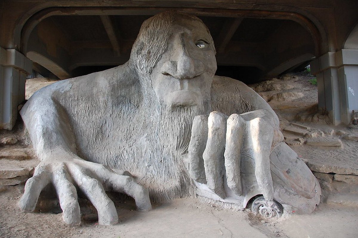 DAShowMaps's tweet photo. 1/2/24

Anchorage to Atlanta. Seattle to Saginaw. Kalamazoo and Waterloo, we are on the air!

On Halloween 1990, the 18ft tall concrete “Fremont Troll” was created under one of Seattle’s oldest bridges as a way to “beautify” the area, even crushing a full size VW bug in his hand! https://t.co/3OwVMBYk1o