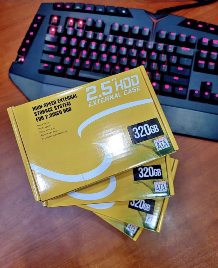 njipeu's tweet photo. ⛔Promotions des disques dur d'origine hdd 
250Go 5000 sans boîtier, 10500 avec boîtier 3.0

350Go 6500 sans Btier, 12 000 avc Btier 3.0

500Go 8500 sans Btier, 14 000 avc Btier 3.0

1Terra 16 000 sans Btier, 21 000 avc Btier 3.0

Boîtier simple 3.0 5000
📍Douala 
☎️690 740 444 https://t.co/NGL4UA1rvO