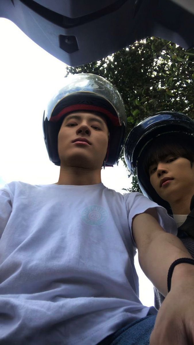 juhakmoon's tweet photo. SUNRIC VERY PINOY CODED https://t.co/Q7yTfhy6Hm