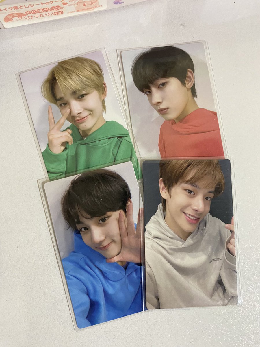 🎀 wts lfb ph ᵕ̈ #yjctz_sellzz 🎀

🍥 . . .  Enhypen lightstick pc  - ₱70 ea

— onhand | mint condi
— rcbyt - yejicartz.carrd.co
— payo 

reply mine or dm to claim 💗