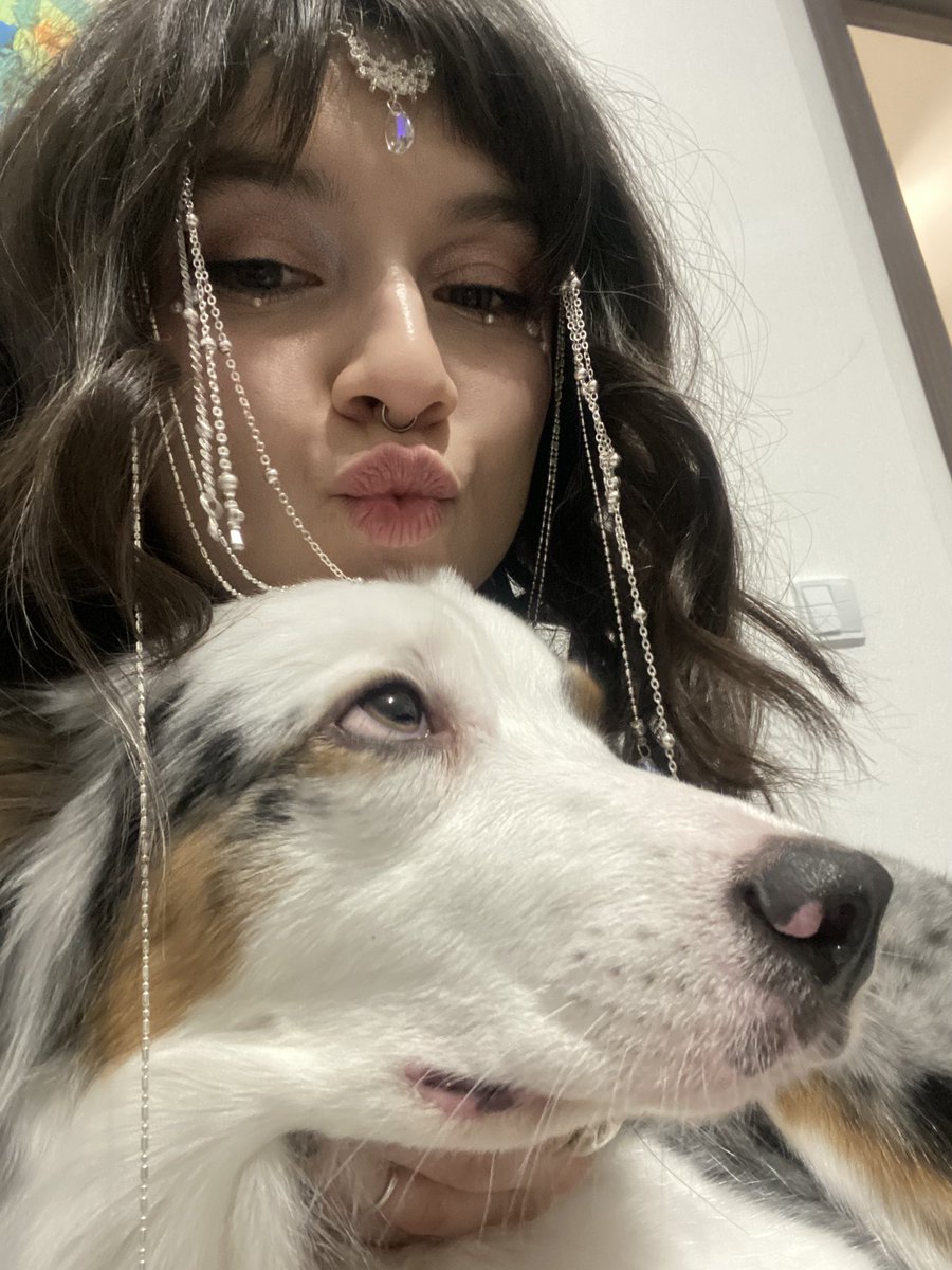 злая не русская девочка tweet media