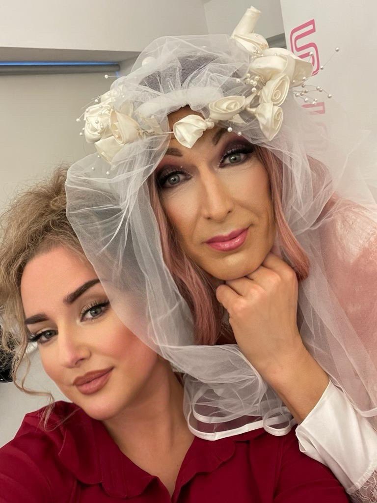 DD's Dressing & Transformations tweet media